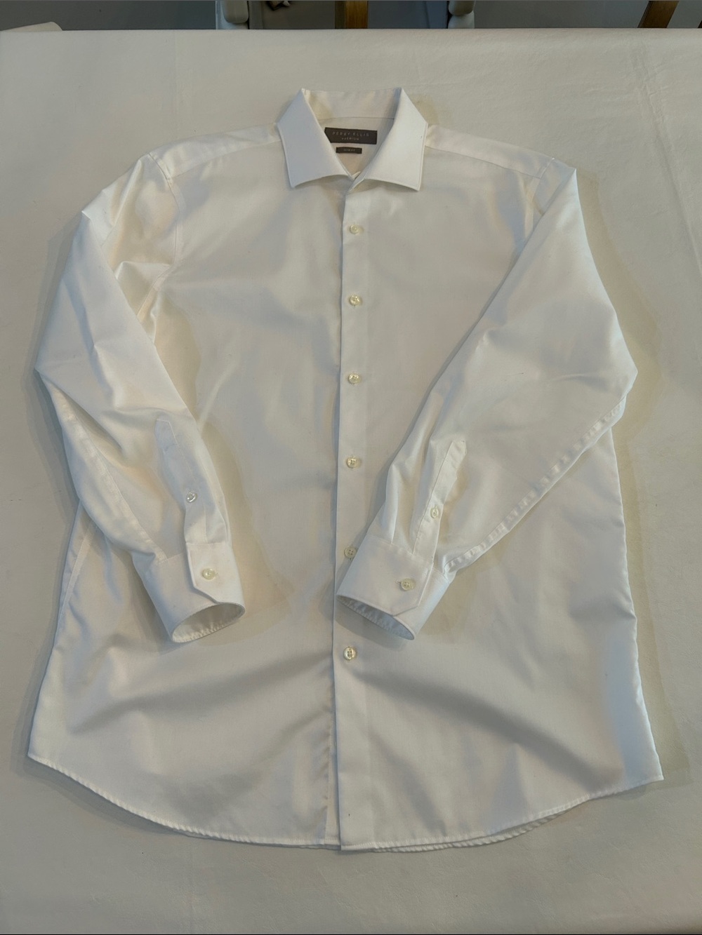 Perry Ellis White Spread Collar Dress Shirt